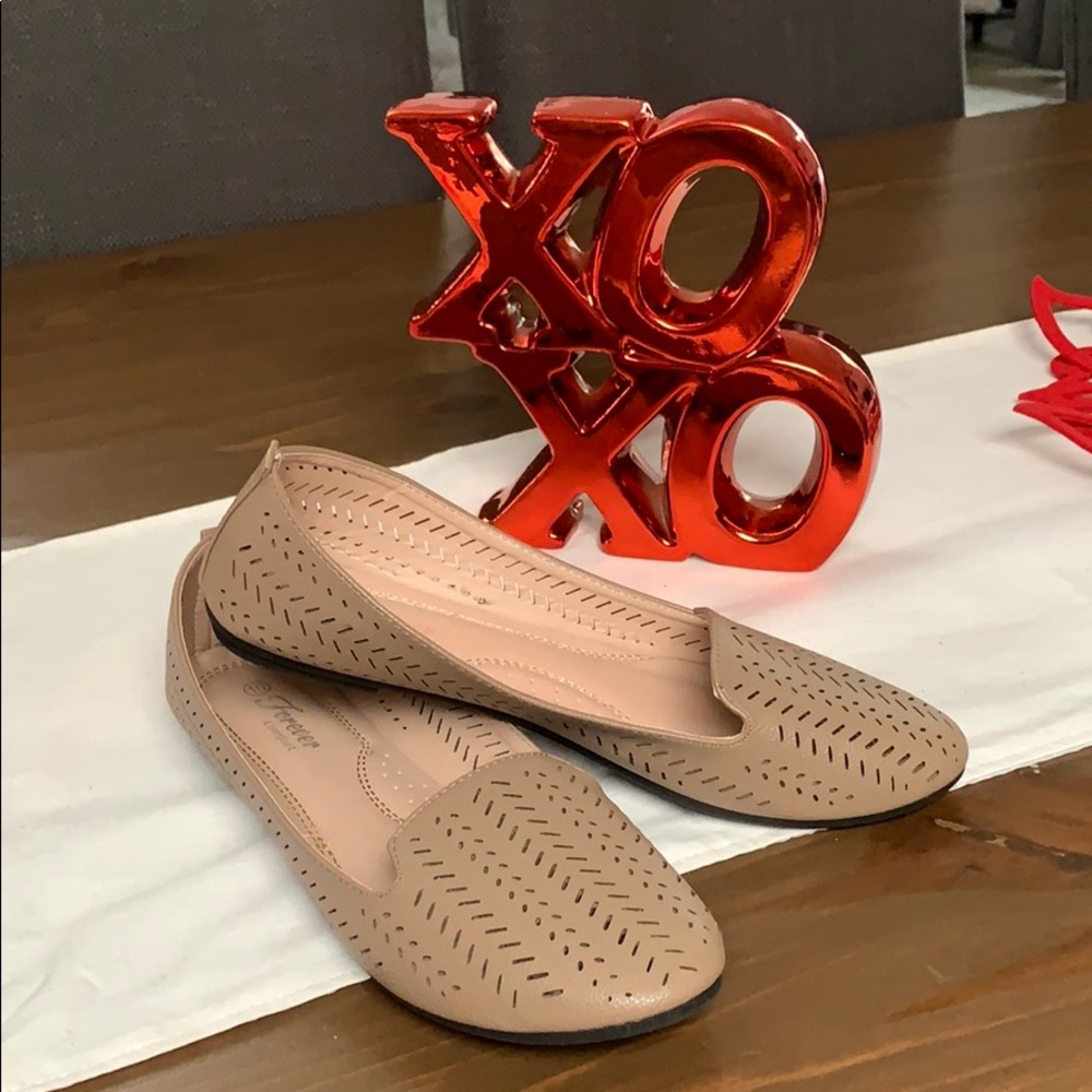 2 for $10 Flats